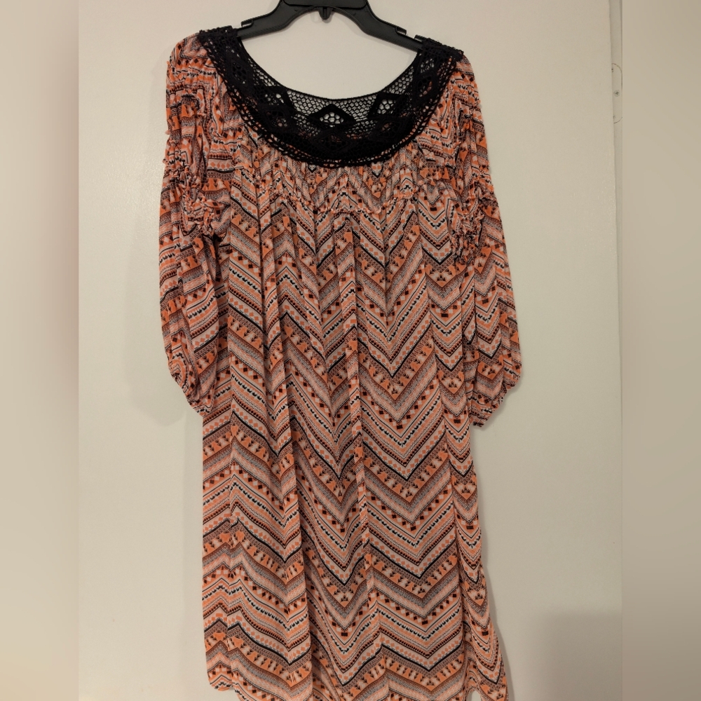 Three Hearts Plus Boho Chevron Print Tunic Dress 1X Crochet Lace  Coral Black